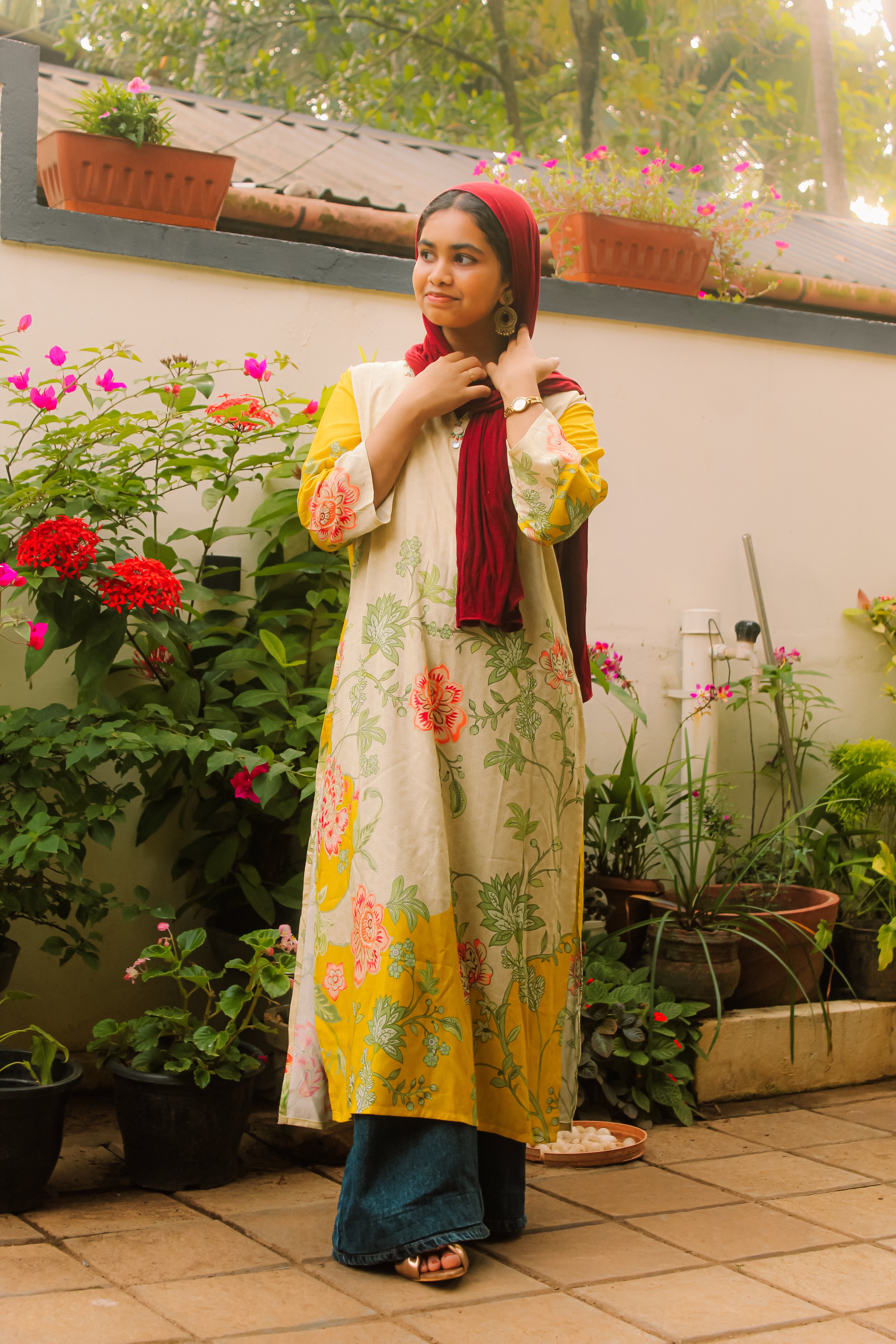 Elnore Women's Floral Long Top